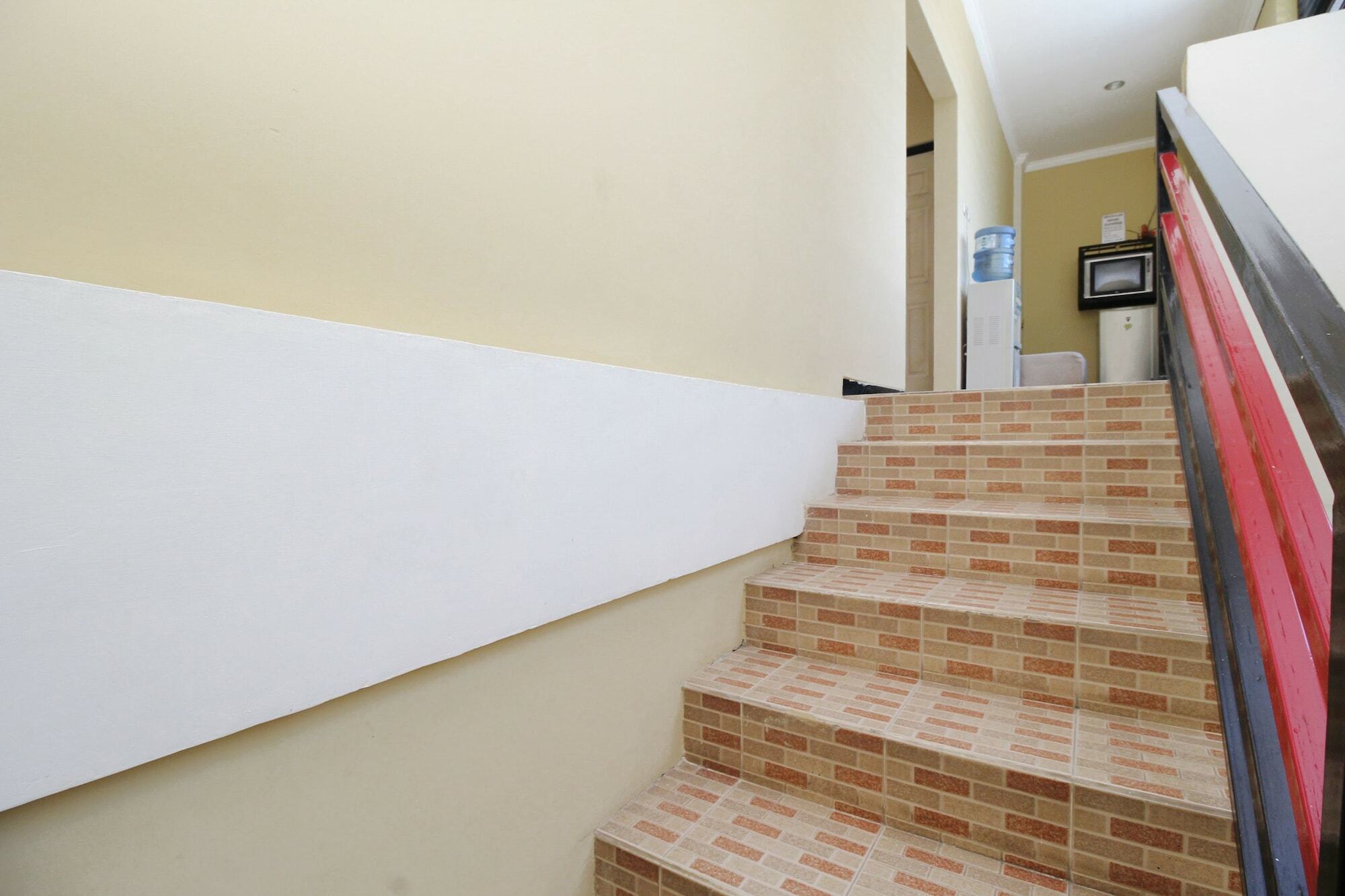 Reddoorz Syariah Near Prpp Semarang酒店 外观 照片